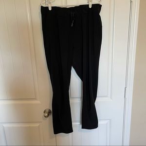 Lululemon On the Fly pants